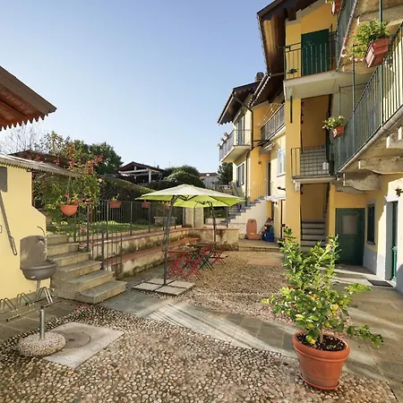 White By Interhome *